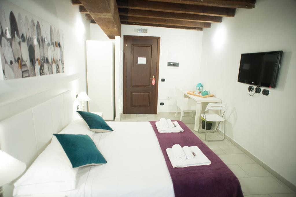 Guestlovers Roma Rom bilde